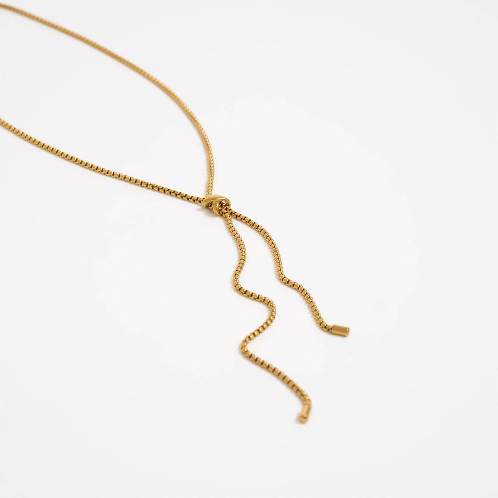 EVA Knotty Necklace