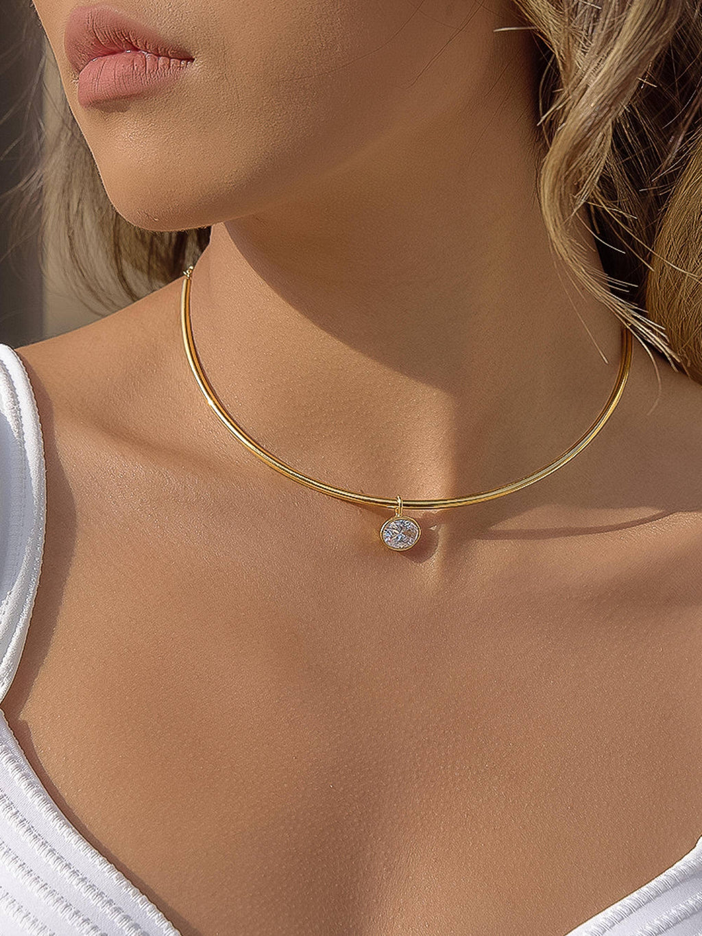 EVA Blissful Oval Choker