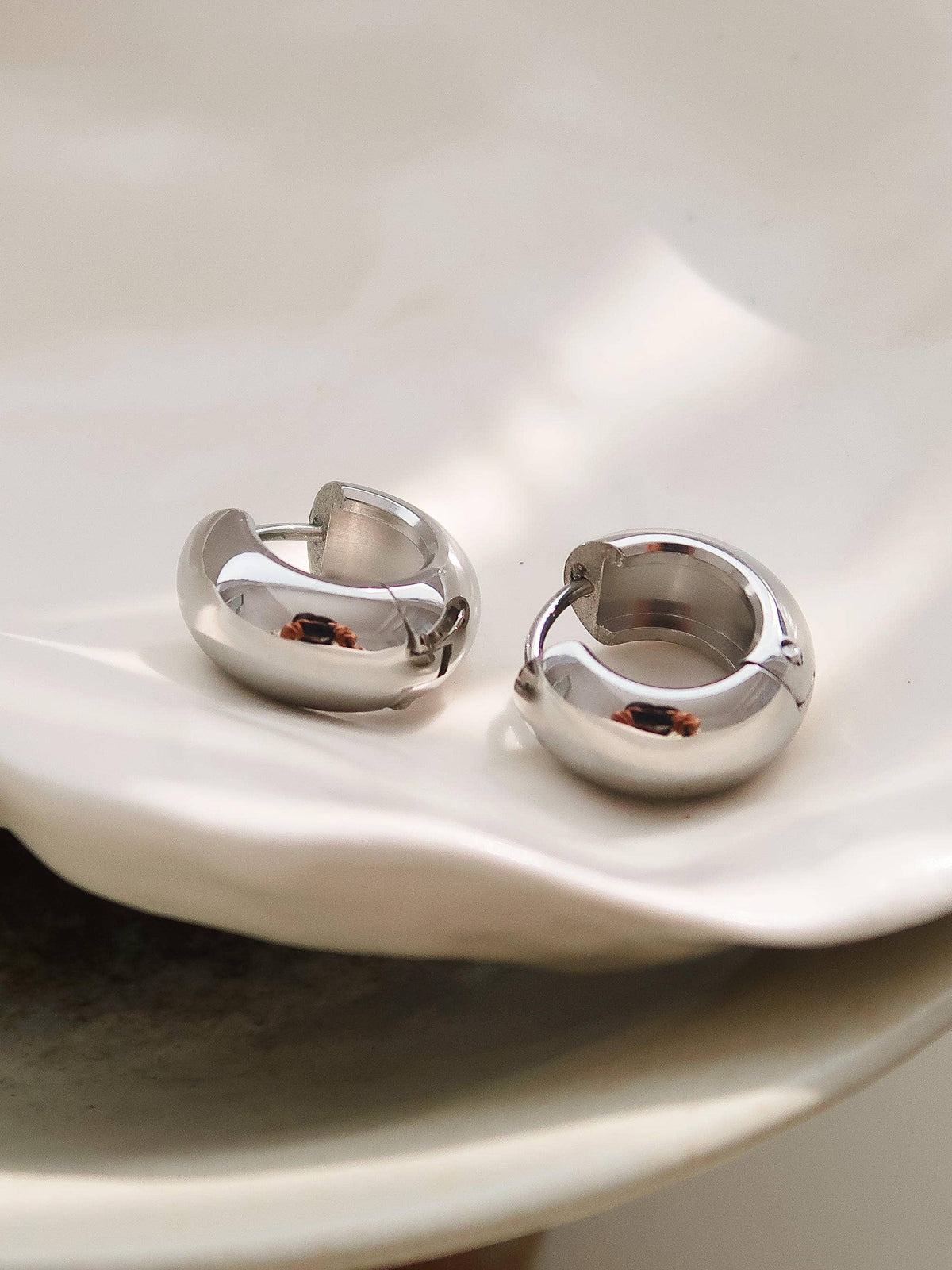 EVA Small Gold Huggie Earring