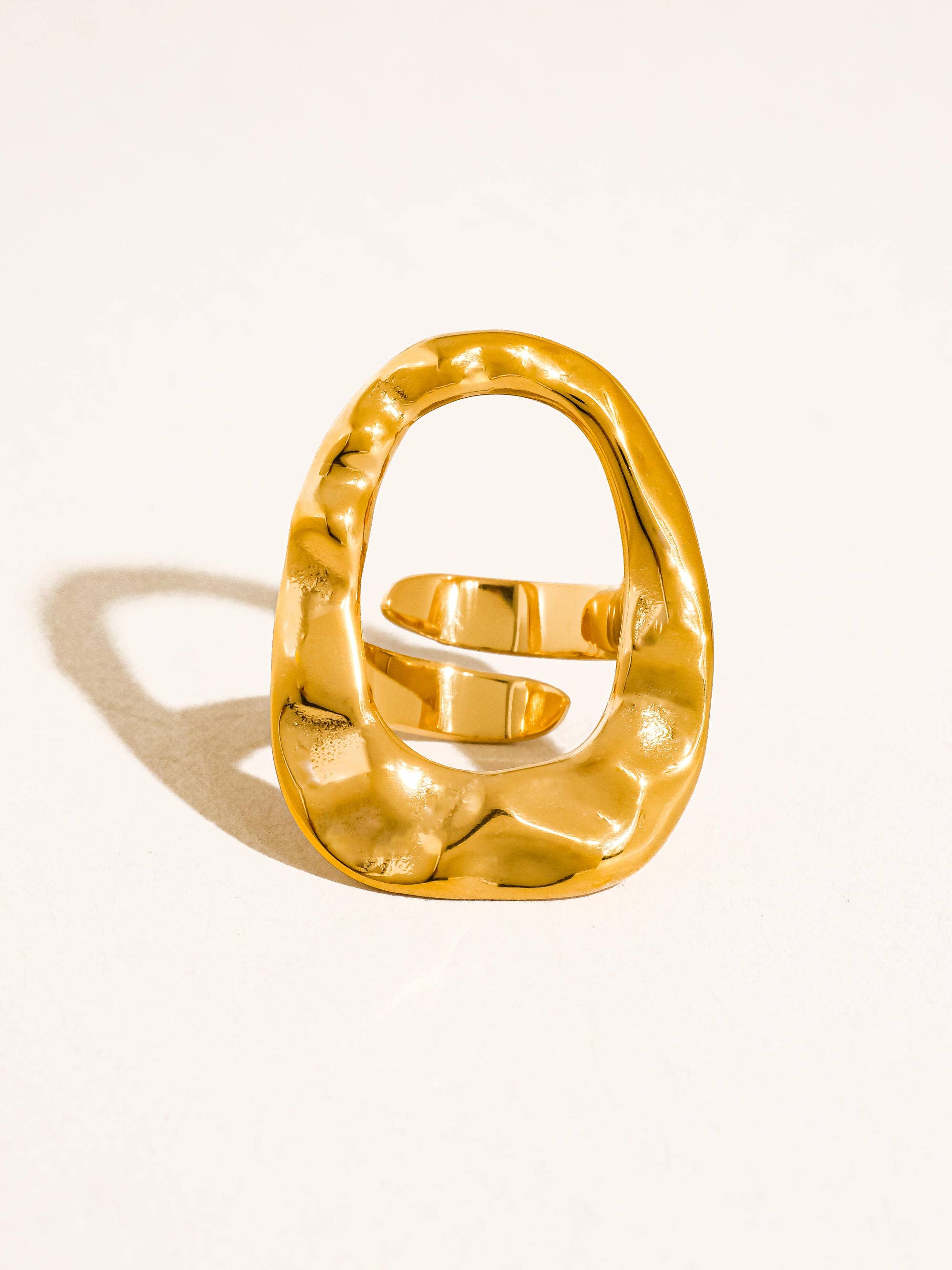 EVA Oval Ring