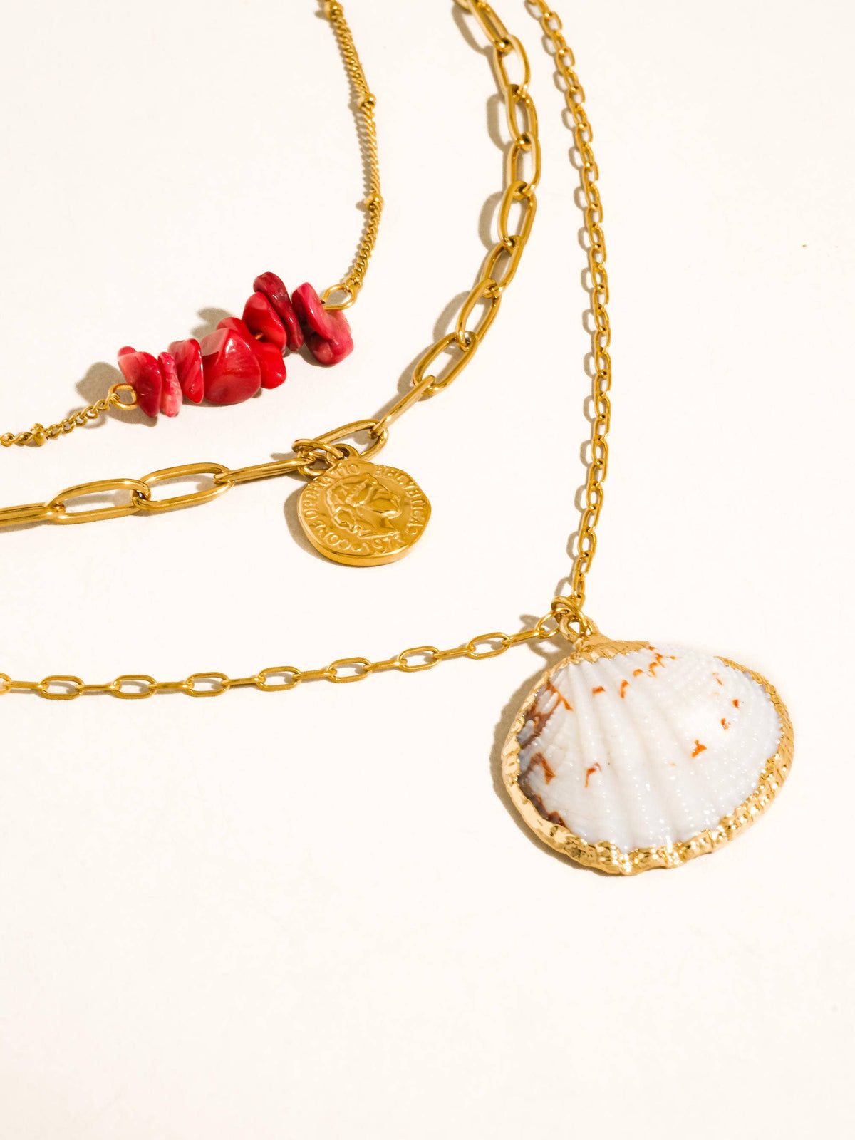 EVA Shellee 3-Layered Necklace