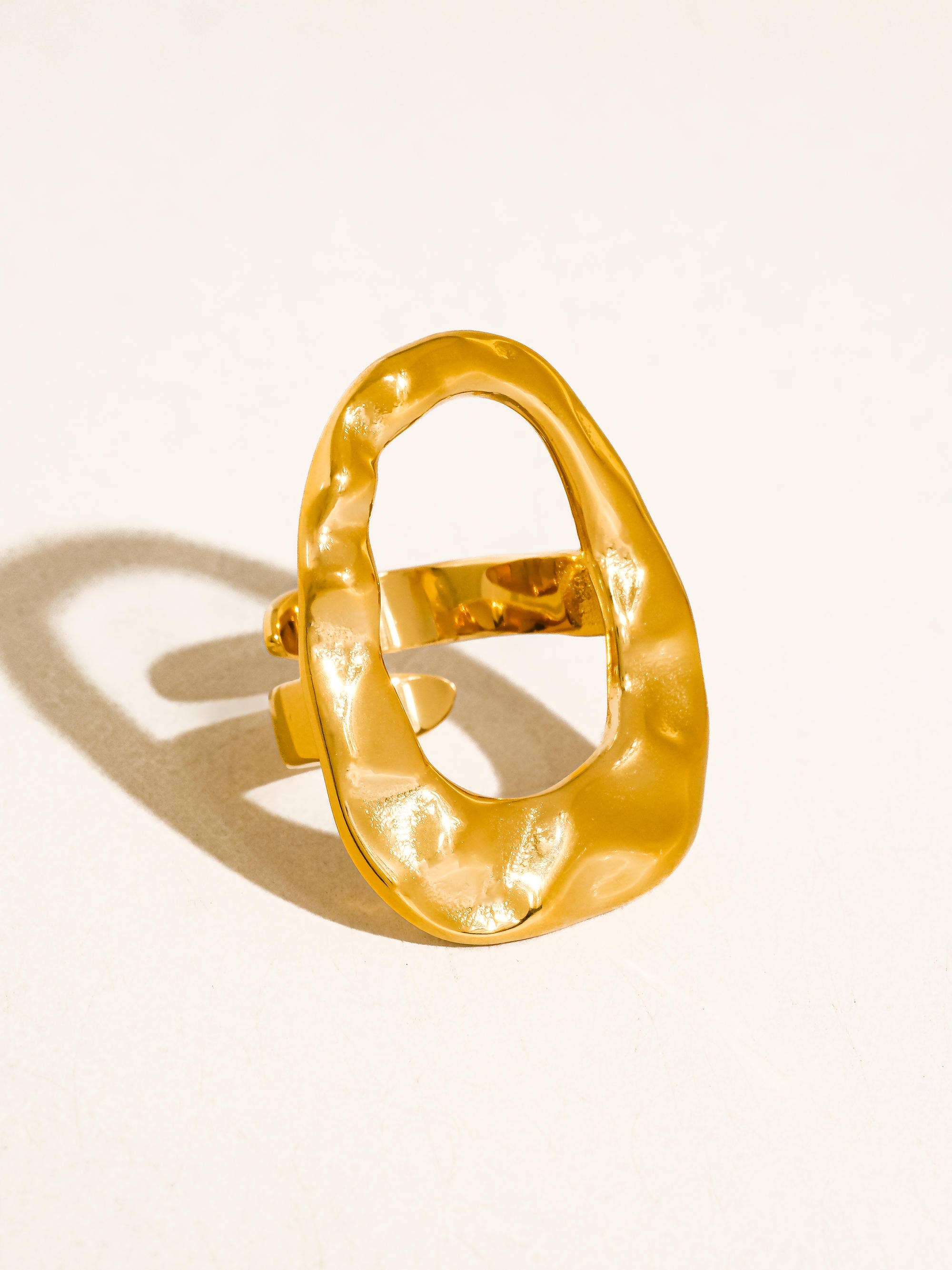 EVA Oval Ring