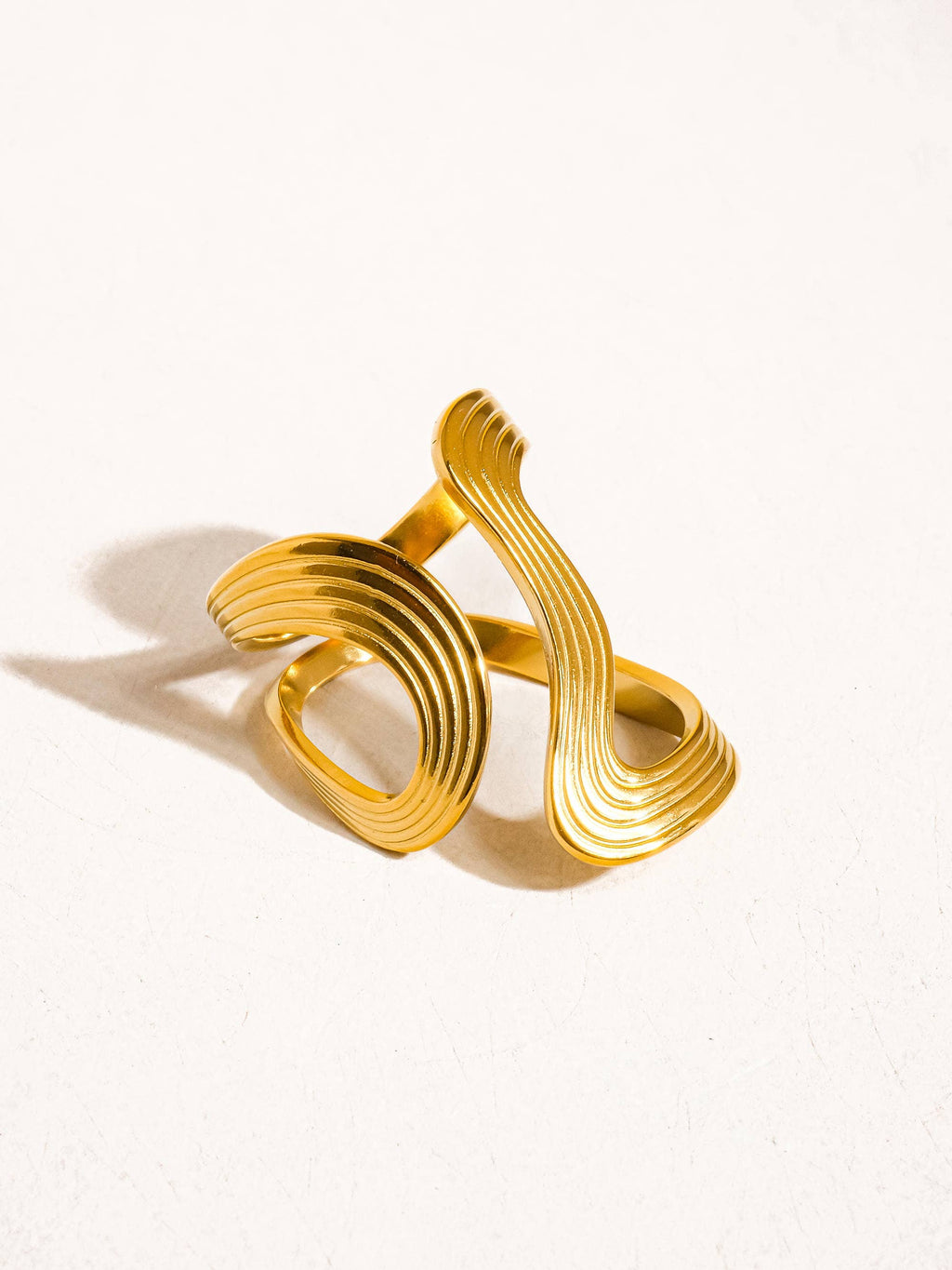 EVA Xena Ring: Gold