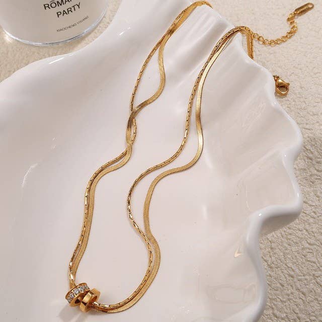EVA Huggie Necklace