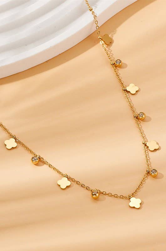 TITANIUM  STEEL NON-TARNISH MINI CLOVER NECKLACE | 40NK376: Gold