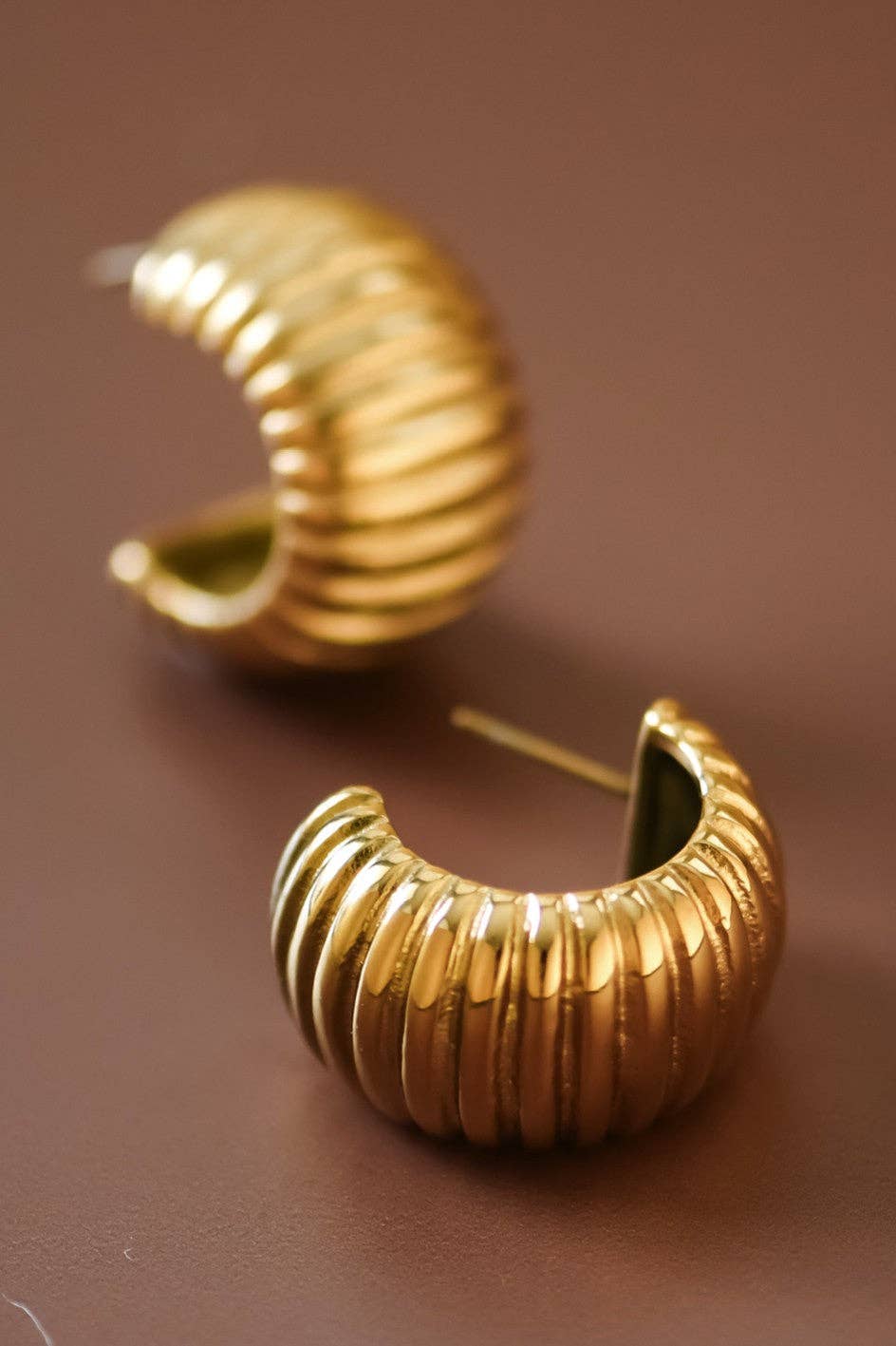EVA Crinkle Hoop Earrings