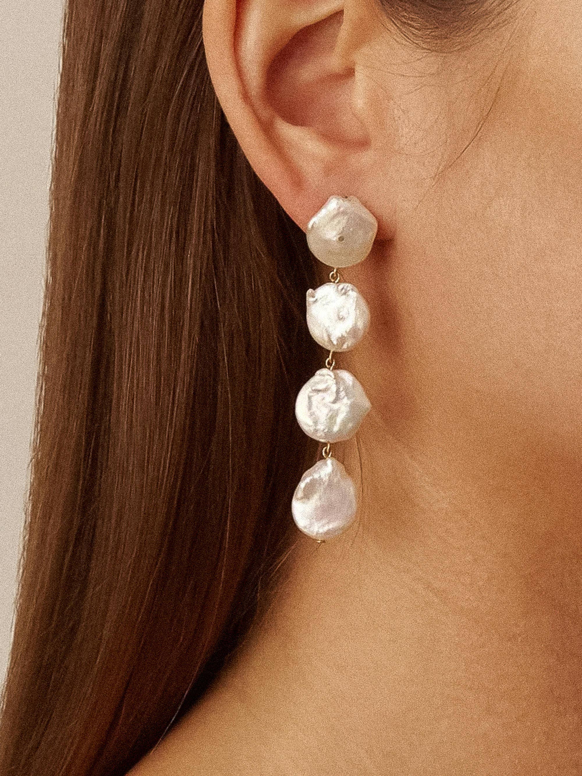 EVA Pearl Drop Earring