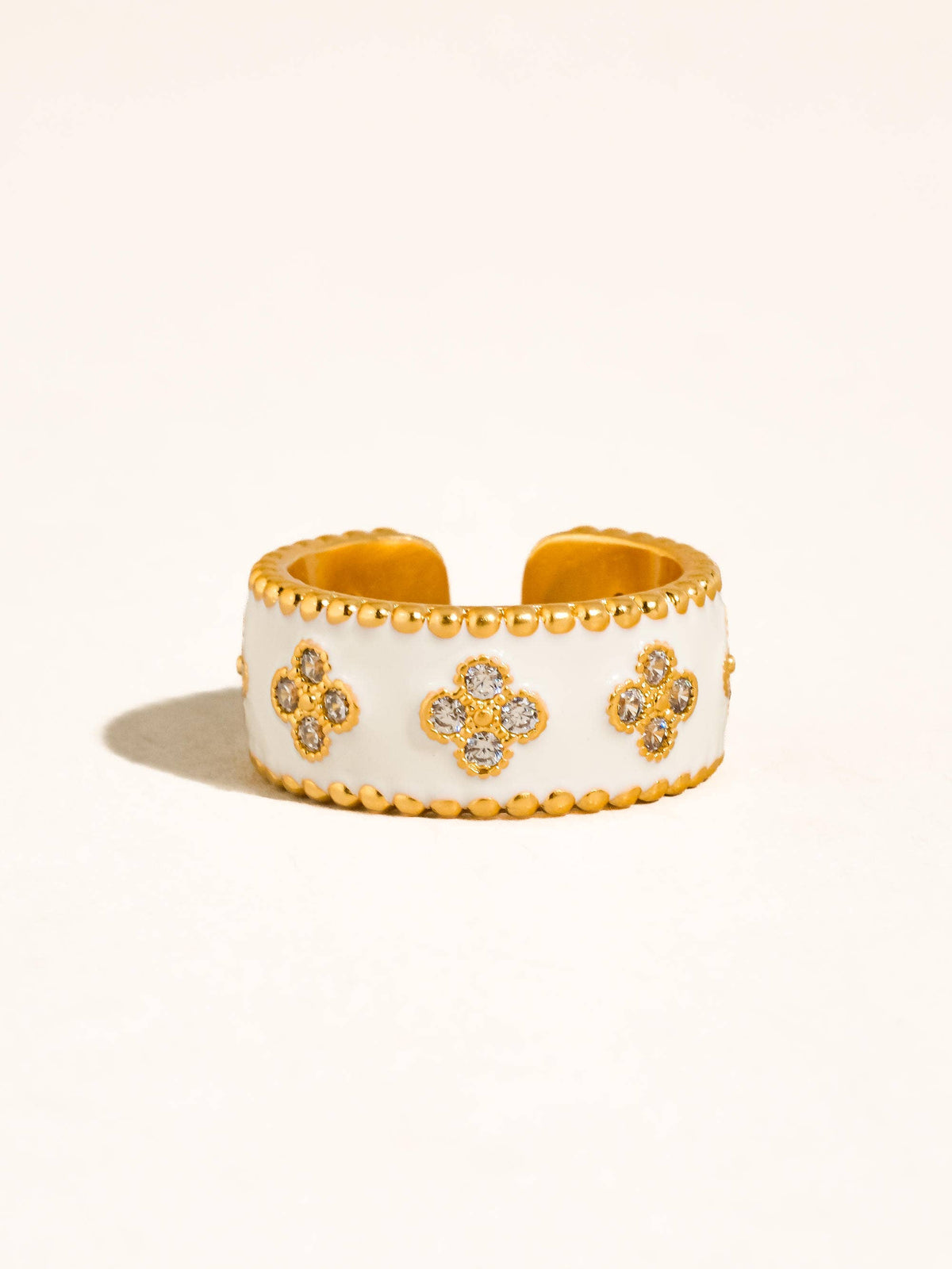 EVA White Flower Girl Ring