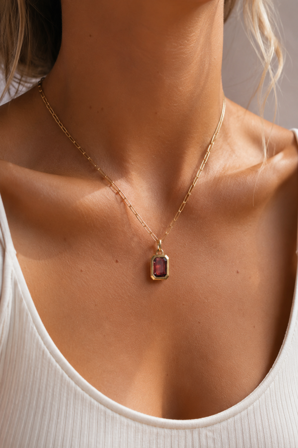 EVA Jewel Necklace - Garnet