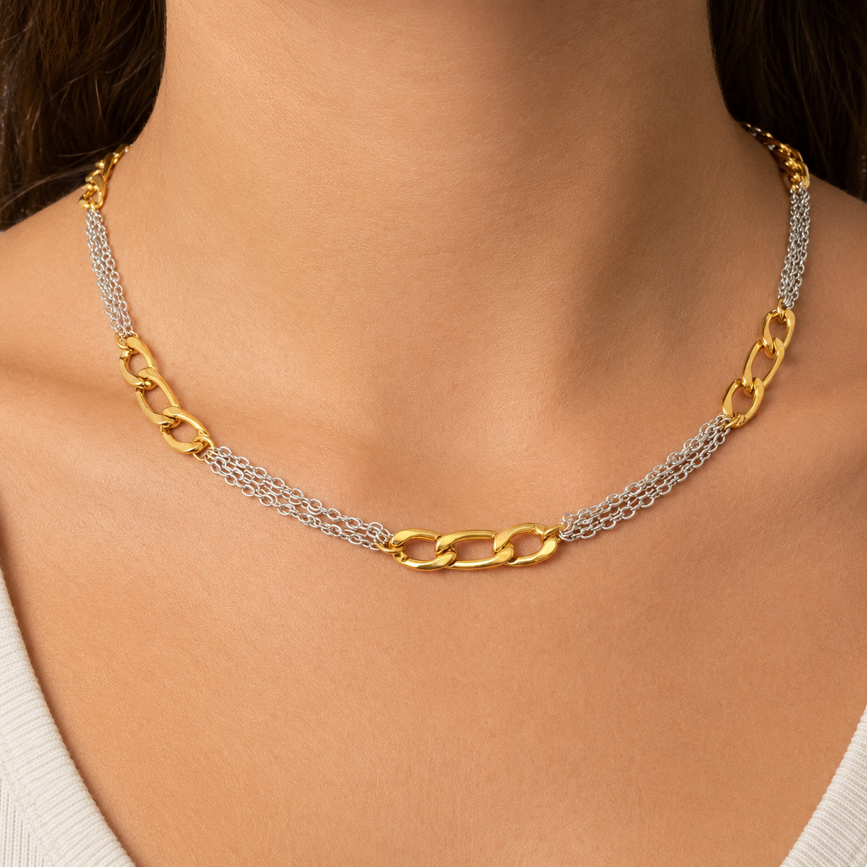 EVA Two Toned Link Chain Necklace