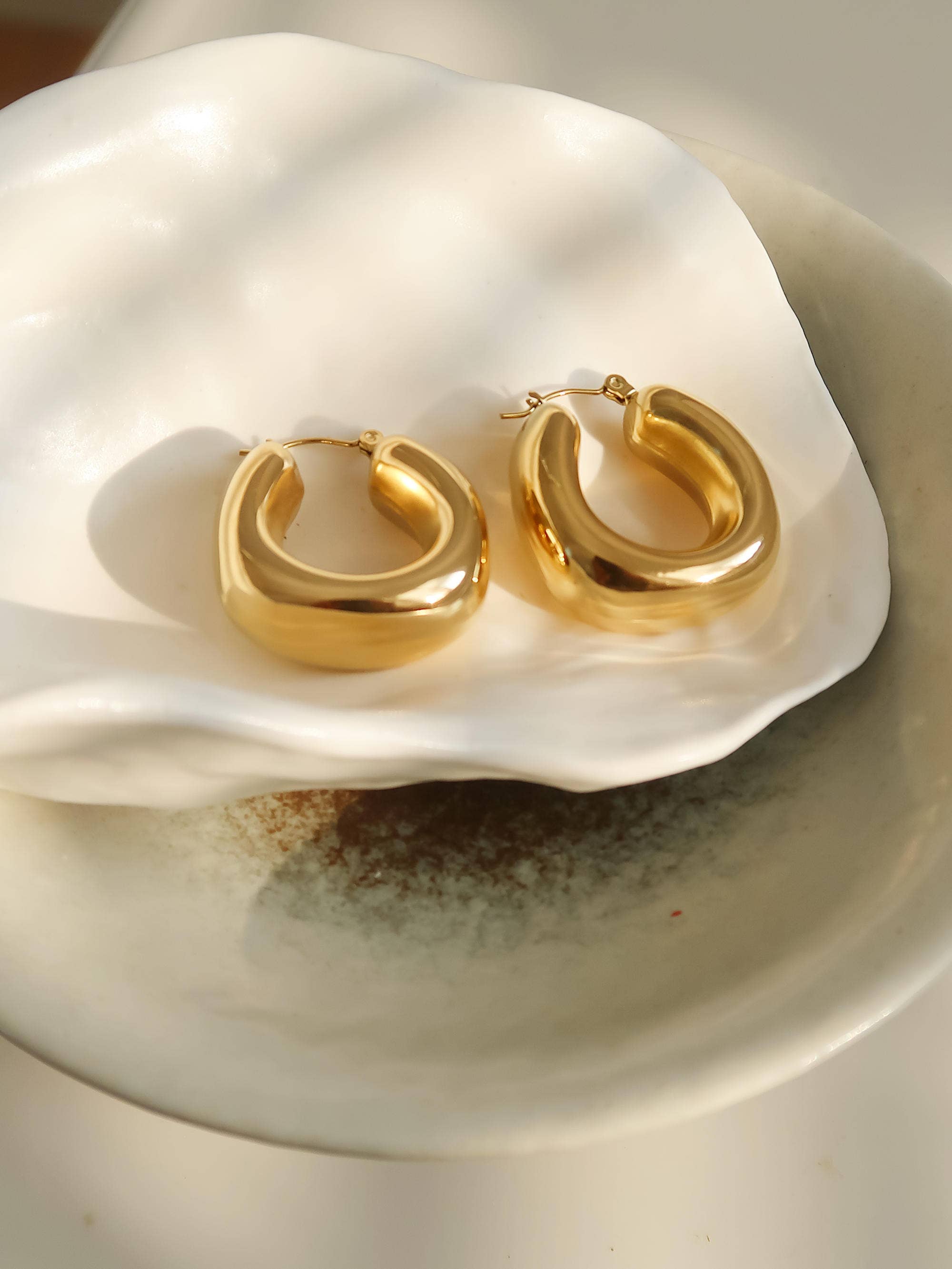 EVA Chunky Gold Hoop